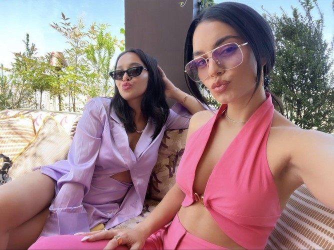 Vanessa Hudgens Sister Trip  nude photo