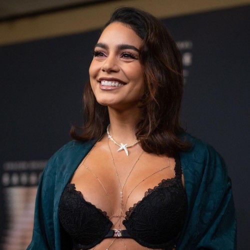 Vanessa Hudgens So Hot 4  nude photo