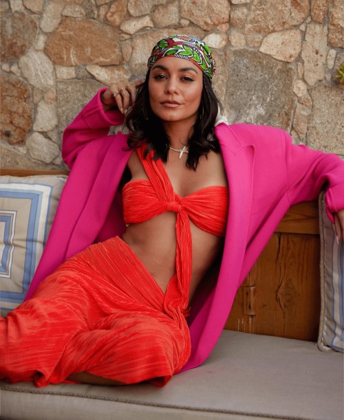 Vanessa Hudgens Stunning As Always 1  nude photo