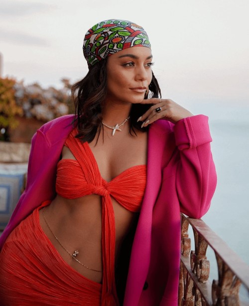 Vanessa Hudgens Stunning As Always 2  nude photo