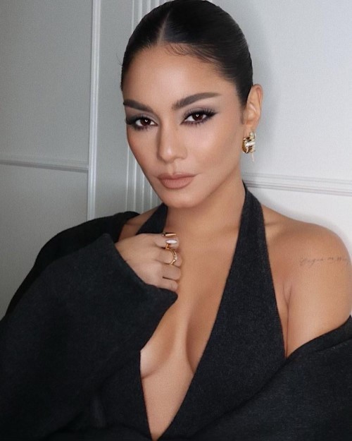 Vanessa Hudgens Stunning For Today’s Michael Kors Event 11  nude photo