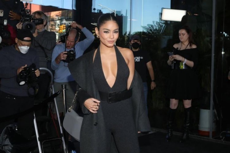 Vanessa Hudgens Stunning For Today’s Michael Kors Event 5  nude photo