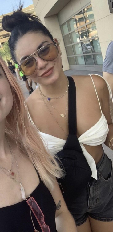 Vanessa Hudgens The Perfect Woman  nude photo