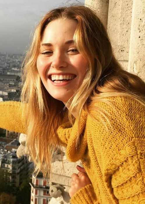 Virginia Gardner  nude photo