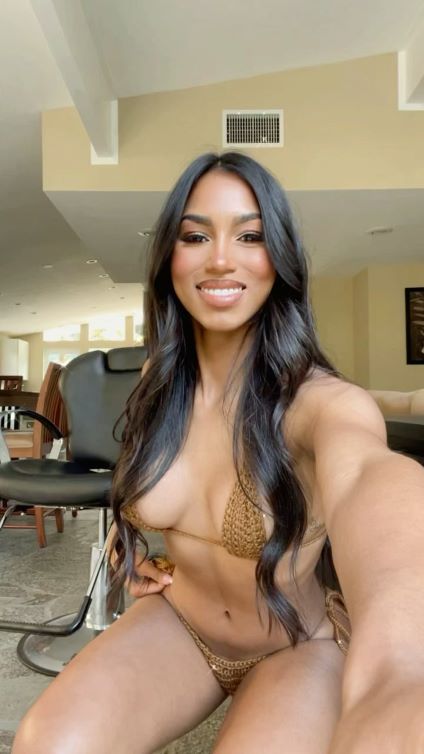 Virginia Sanhouse  nude photo