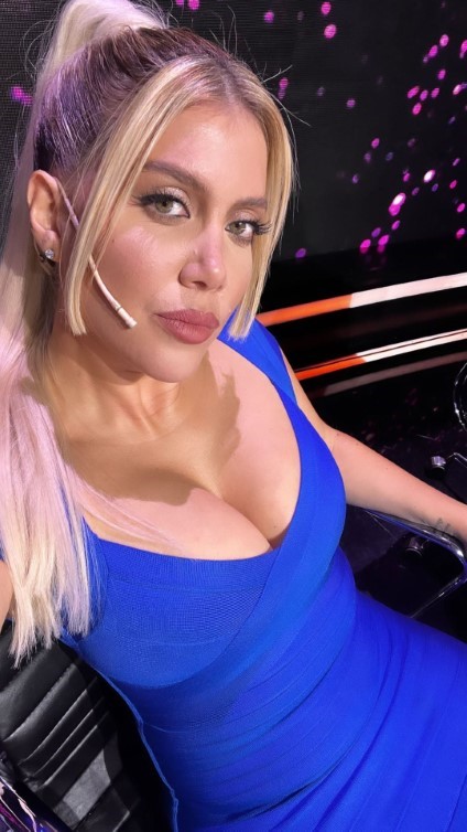 Wanda Nara Putitaaaasss  nude photo