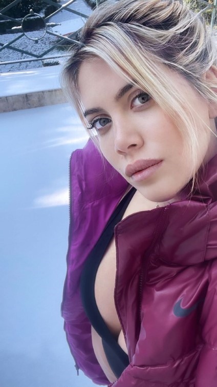 Wanda Nara Sɪᴇᴍᴘʀᴇ ᴛᴀᴛᴏᴛᴀssss 2  nude photo