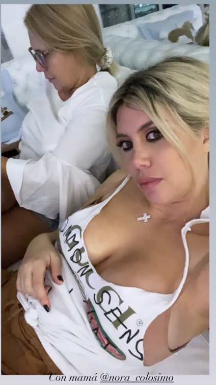 Wanda Nara ᴘᴜᴛᴀ Sɪᴇᴍᴘʀᴇ 1  nude photo