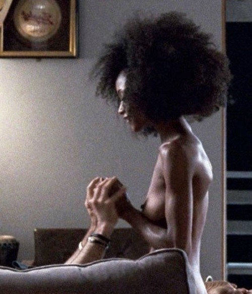 Yaya DaCosta Naked Plays April On Chicago Med  nude photo