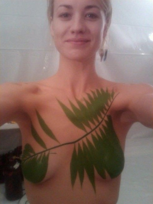 Yvonne Strahovski Topless Naked Body Paint  nude photo