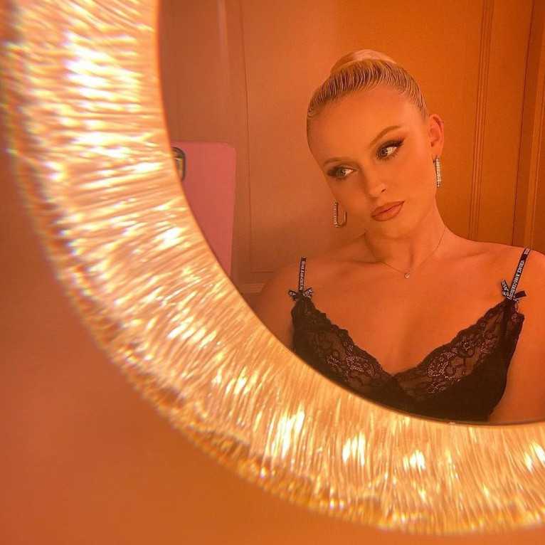 Zara Larsson  nude photo