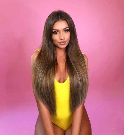 Zara McDermott  nude photo