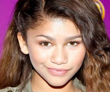 Zendaya Coleman Close Ups  nude photo
