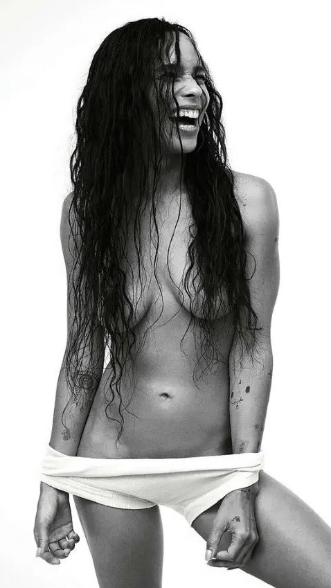 Zoe Kravitz Nude Topless Sexy Panties Photo  nude photo