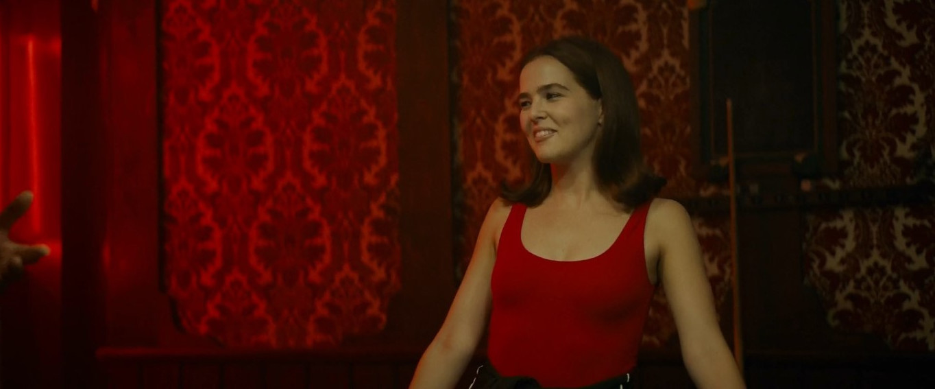 Zoey Deutch  nude photo