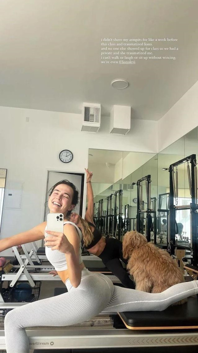 Zoey Deutch  nude photo