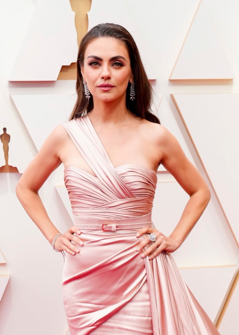 Mila Kunis  nude photo