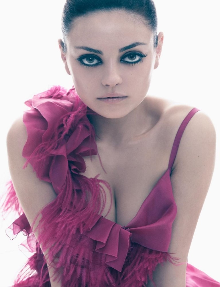 Mila Kunis  nude photo