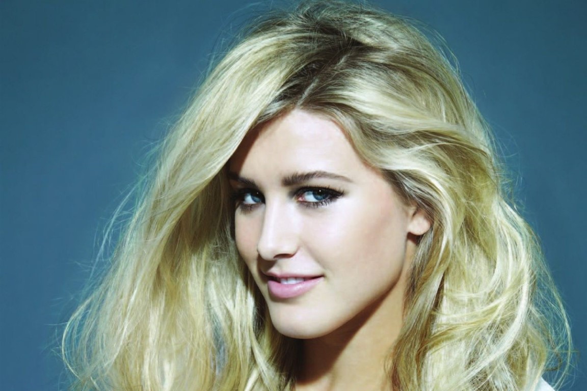 Eugenie Bouchard  nude photo