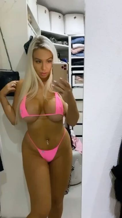 Amanda Breden  nude photo