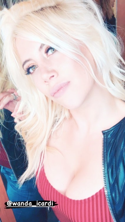 ᴅᴀᴍᴇ ᴛᴇᴛᴏᴛᴀs(1)  nude photo