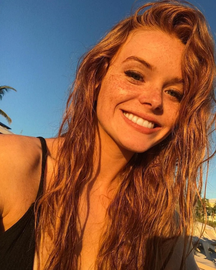 Abigail Cowen  nude photo