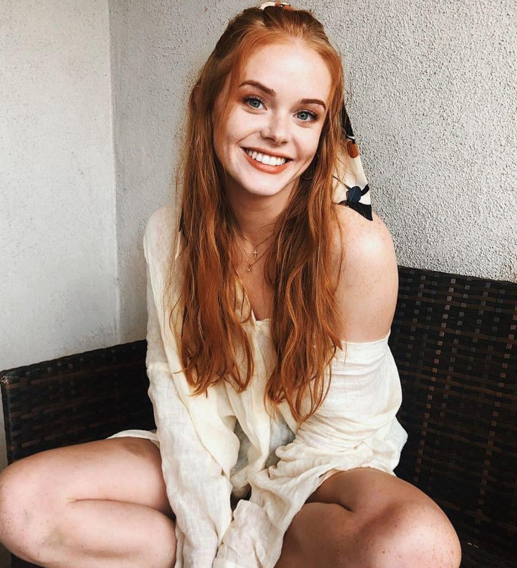 Abigail Cowen  nude photo