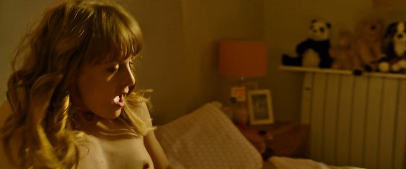 Alba Ribas  nude photo