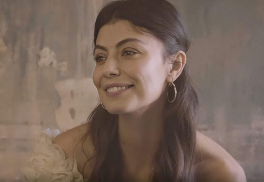 Alessandra Mastronardi  nude photo