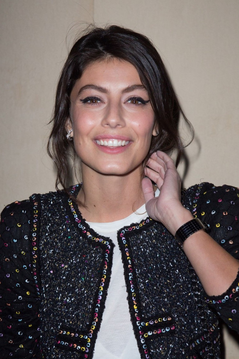 Alessandra Mastronardi  nude photo