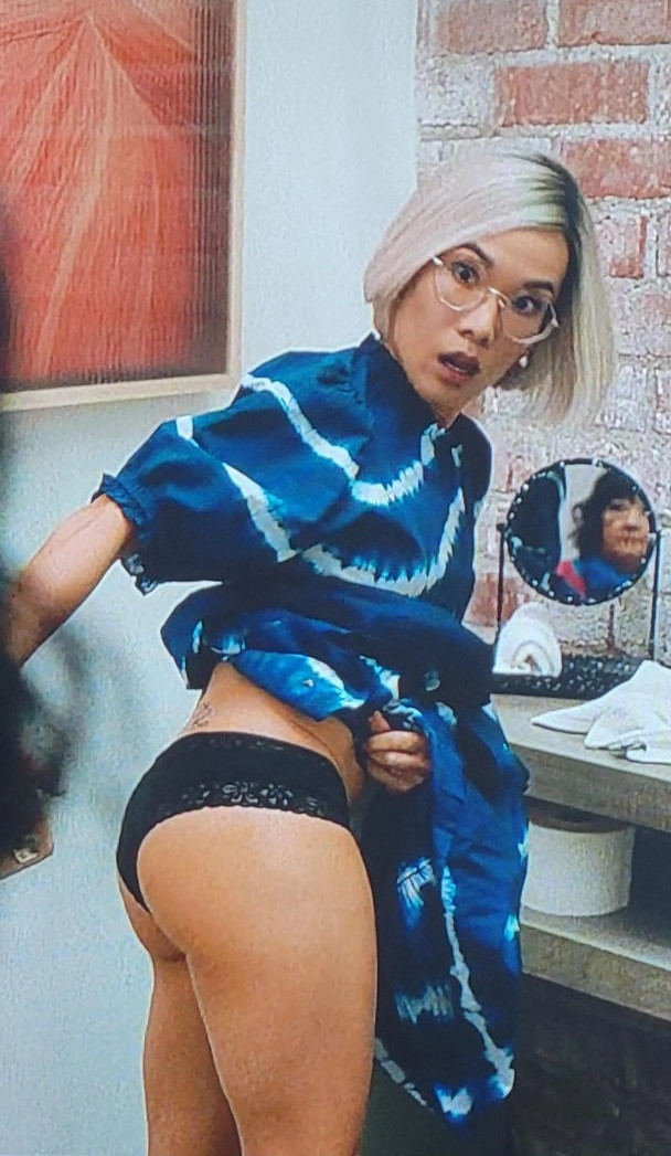 Ali Wong Ass In Panties  nude photo