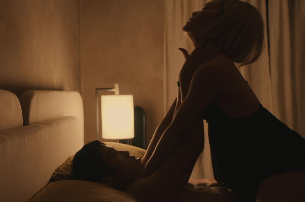 Ali Wong Sex Scene  nude photo