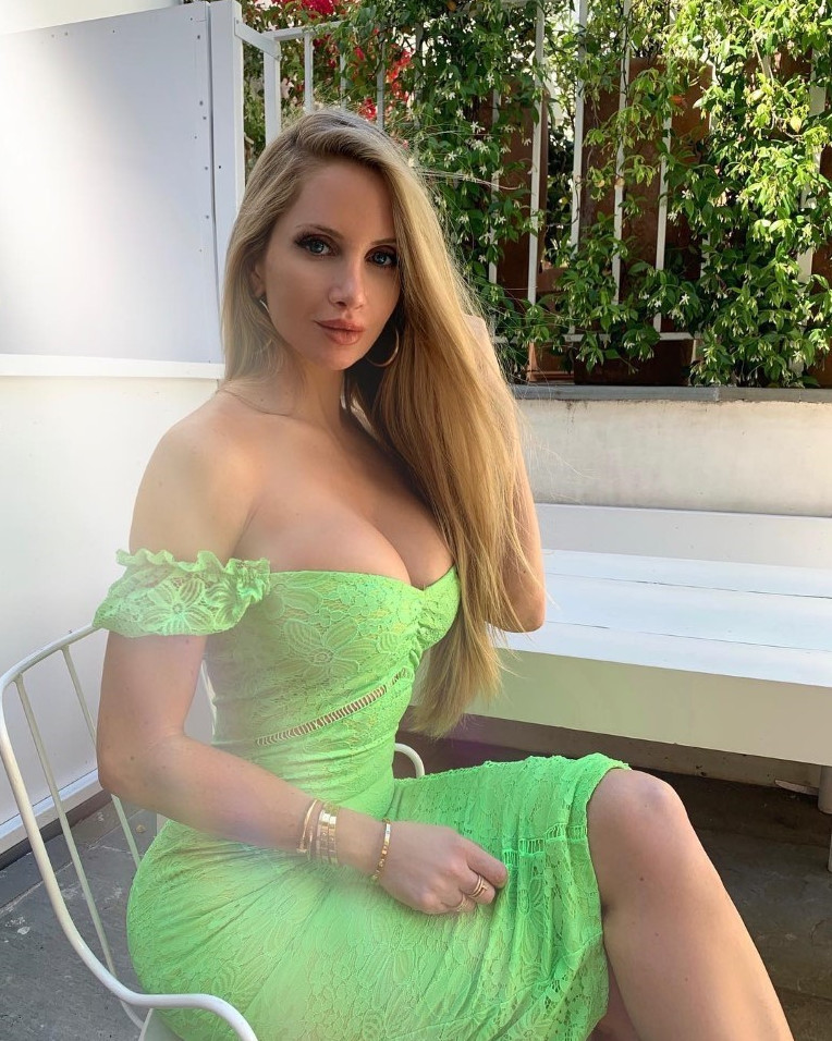 Amanda Lee  nude photo