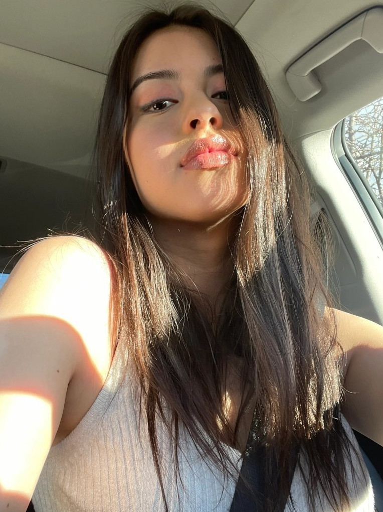 Amber Midthunder  nude photo