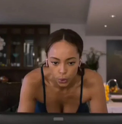 Amber Stevens  nude photo