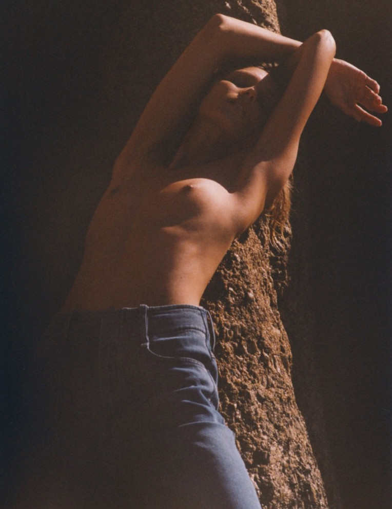 Anja Rubik Topless  nude photo