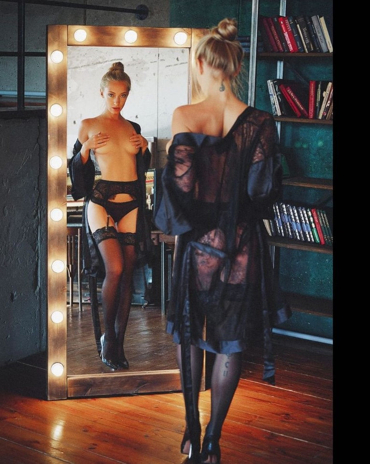 Anna Ioannova  nude photo