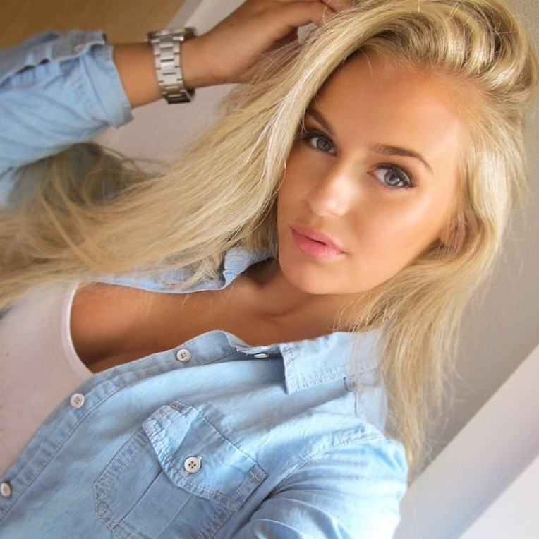 Anna Nyström  nude photo