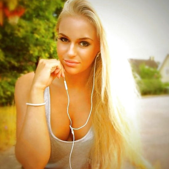 Anna Nyström  nude photo