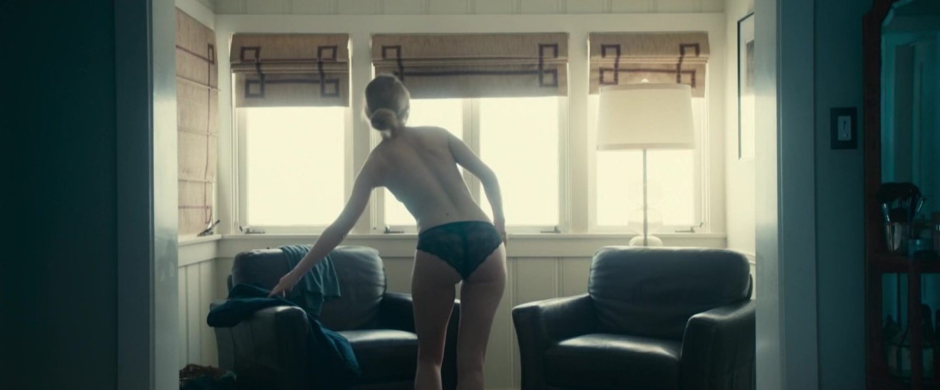 Anna Torv Sexy Actress Braless In Movie  nude photo