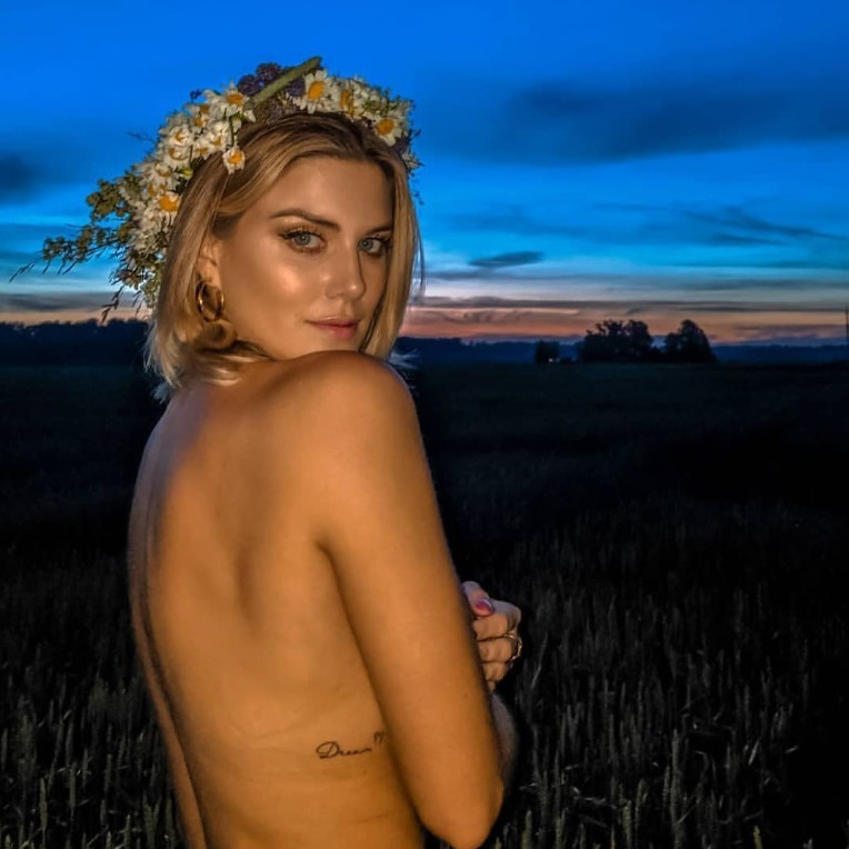Ashley James  nude photo