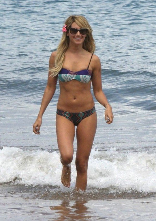 Ashley Tisdale Bikini Body  nude photo