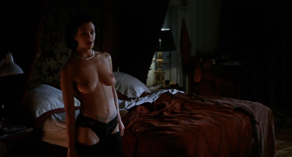 Asia Argento  nude photo