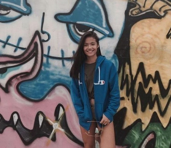 Beautiful Tennis Player Emma Raducanu  nude photo