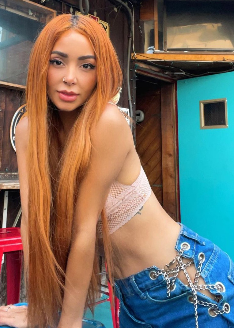 Caeli  nude photo