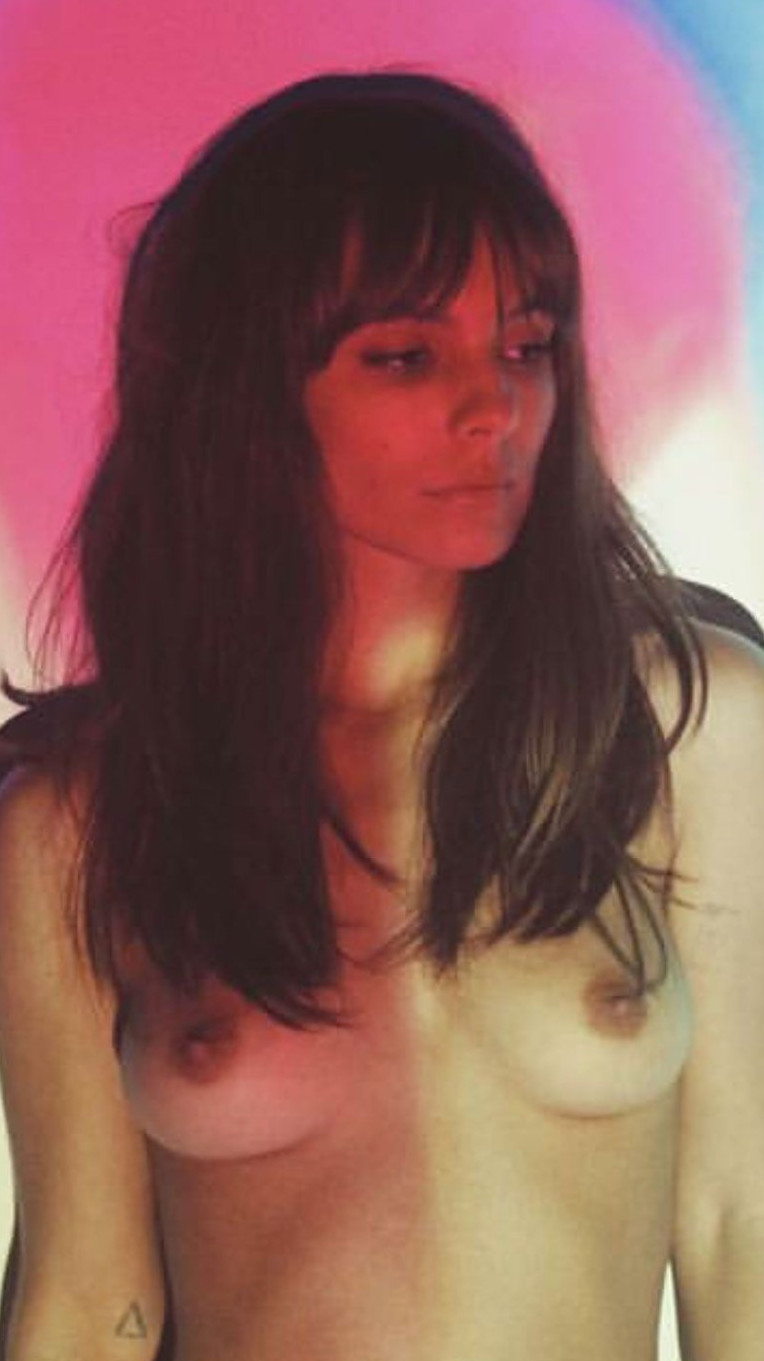 Caitlin Stasey Topless On Instagram  nude photo