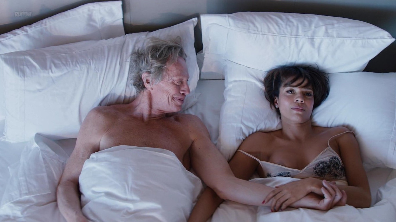 Carmen Ejogo  nude photo