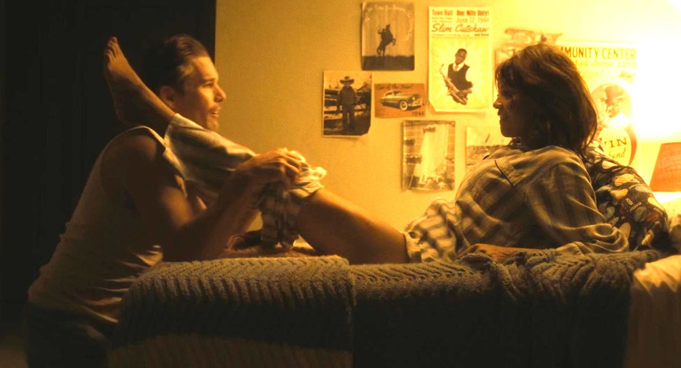 Carmen Ejogo  nude photo