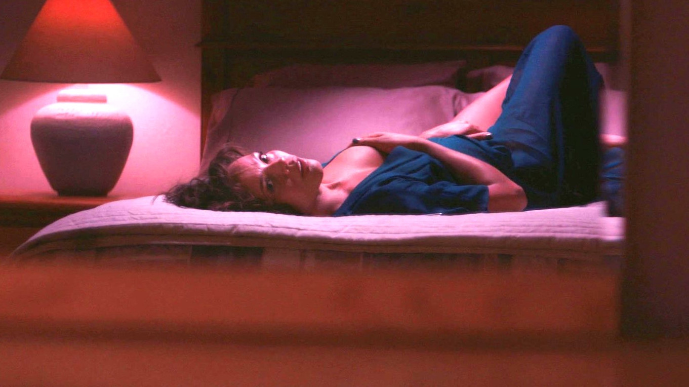 Carmen Ejogo  nude photo