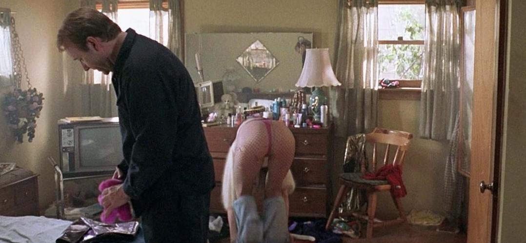 Cate Blanchett Bent Over Booty Scene  nude photo